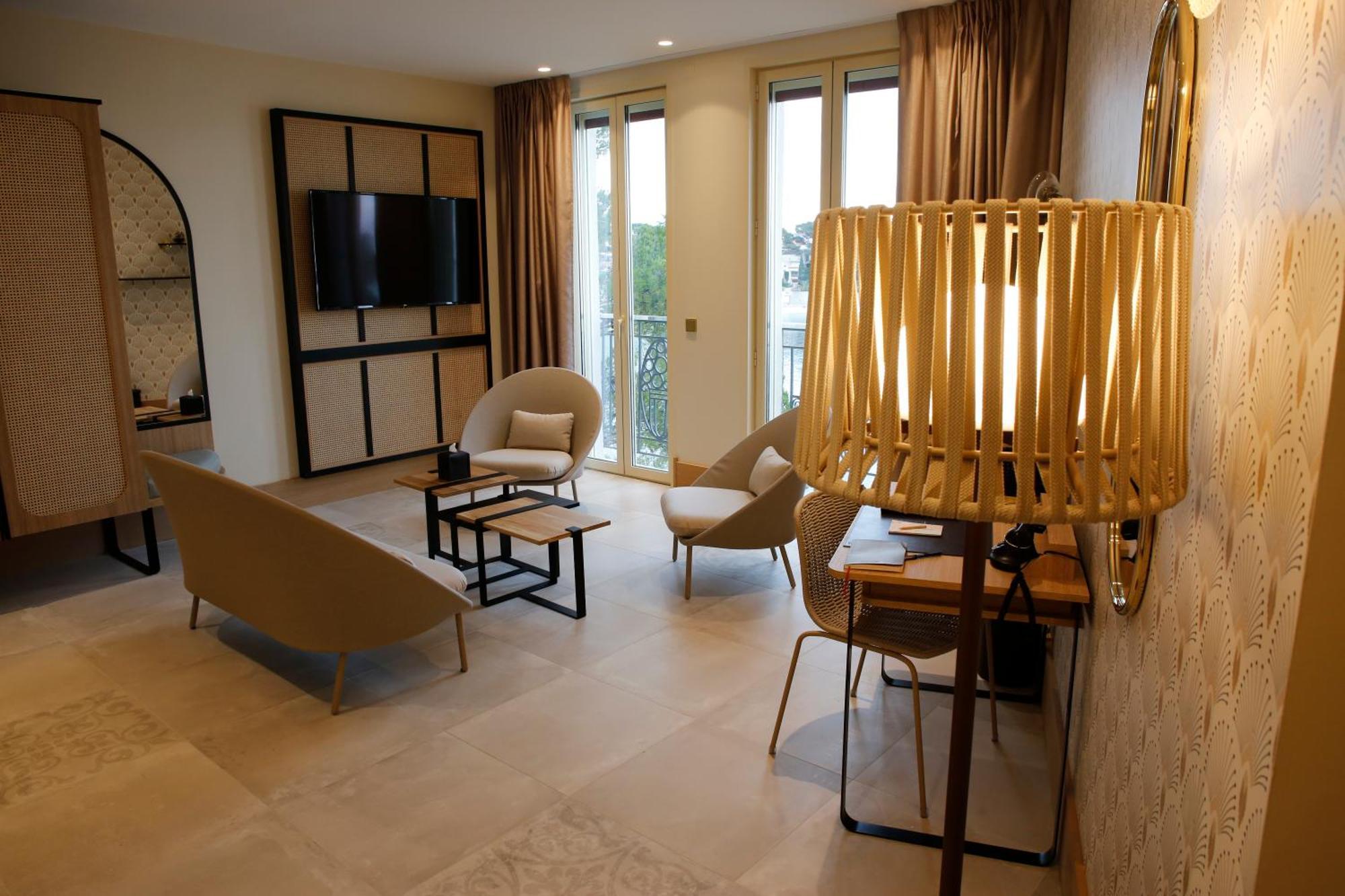 Splendid Hotel & Spa 방돌 외부 사진
